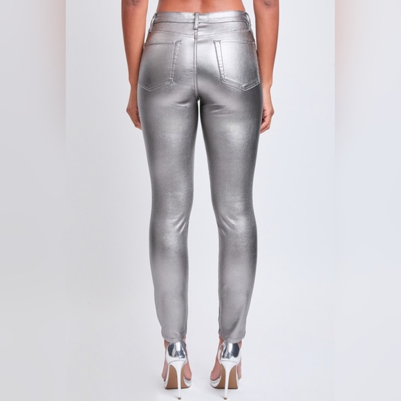 Metallic High Rise Skinny - Picture 4 of 4
